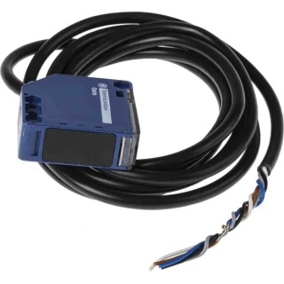 Telemecanique Sensors Retroreflective Photoelectric Sensor Compact Style 7 m Detection Range Relay Output IP65 XUK1ARCNL2