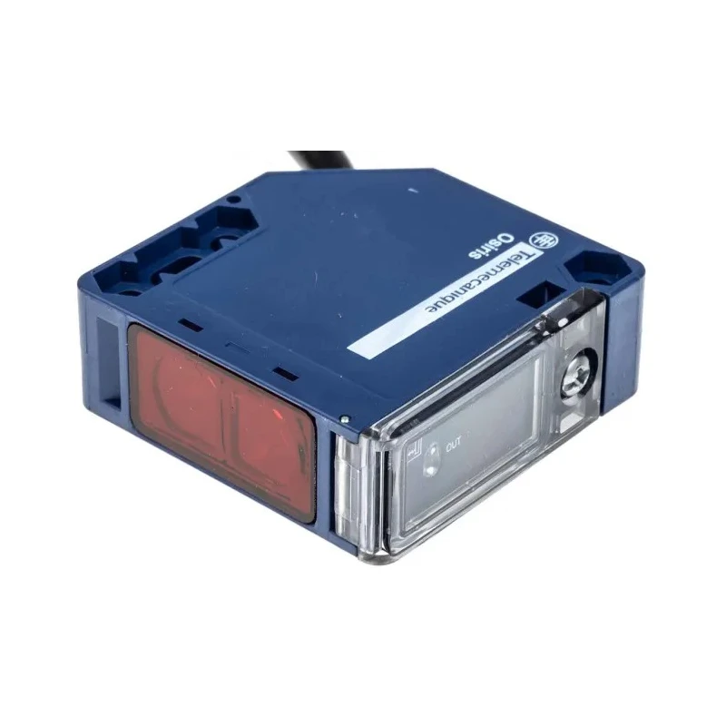 Telemecanique Sensors Polarised Retroreflective Photoelectric Sensor Compact 5 m Relay Output IP65 XUK9ARCNL2