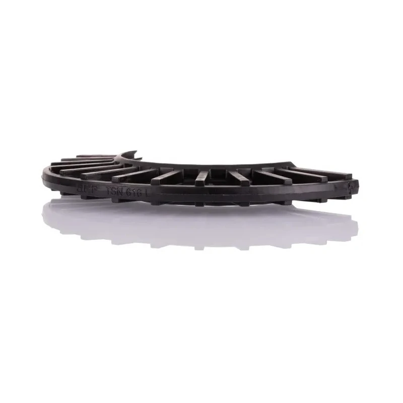 SKF Thermoplastic Elastomer Four Lip Seal 70 mm ID, 141 mm OD, 16 mm Thickness TSN 616 L