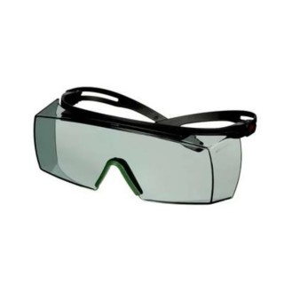 3M Over Spectacle Safety Glasses with Grey Polycarbonate Lens, Anti-Scratch, Anti-Fog, IR & UV Protection 7100217946