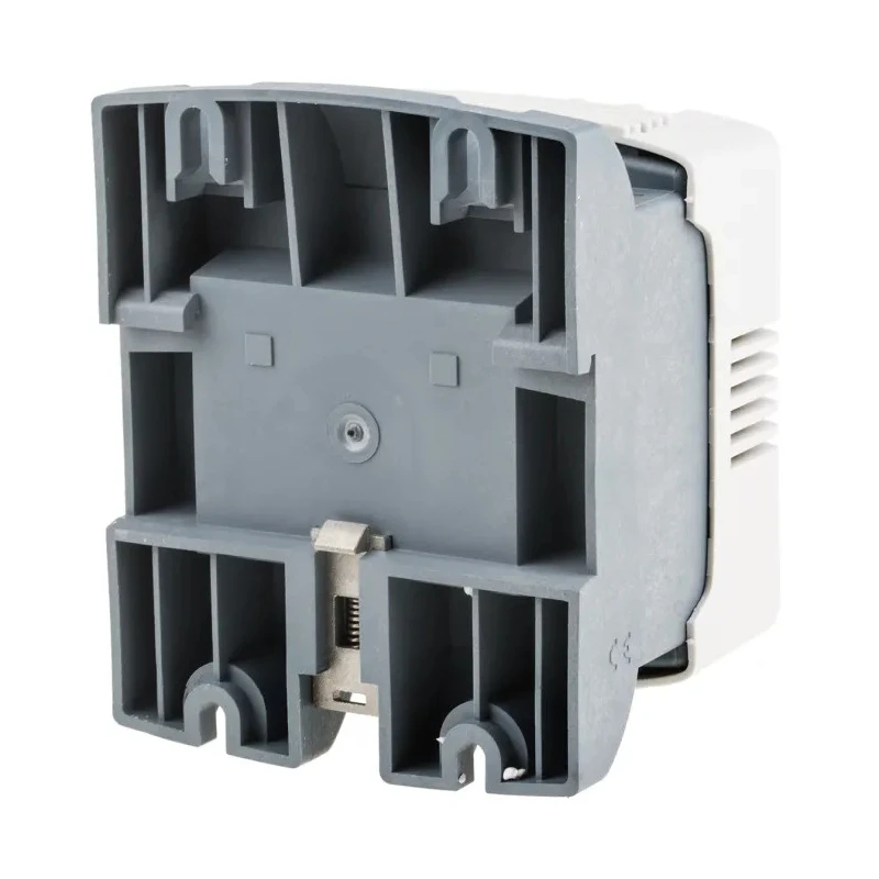 Legrand 40 VA DIN Rail Transformer, 230 to 400 V Primary, Screw Mount, 2 Outputs, 94mm Width, 78mm Depth 0 442 31