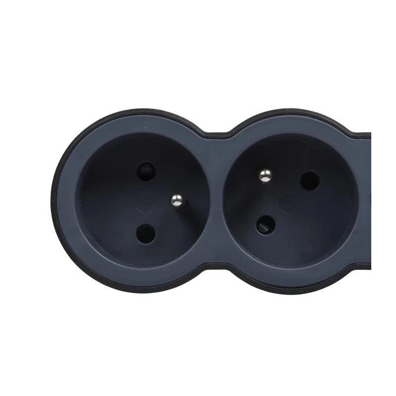 Legrand 1.5 m 3 Socket Type E Extension Lead 16 A 3680 W RoHS Compliant China 049472