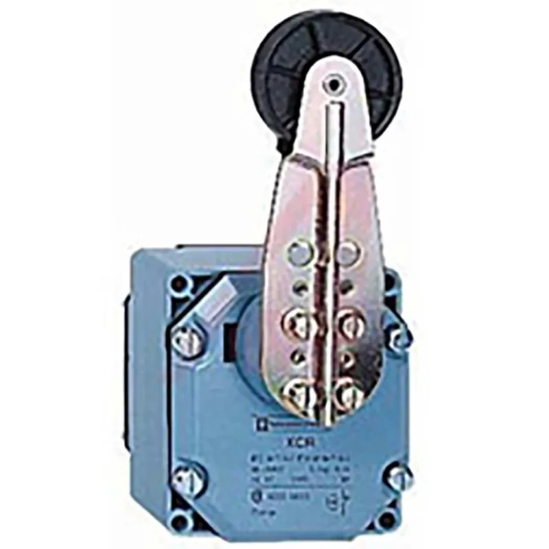 Telemecanique Sensors OsiSense XC Series Roller Lever Limit Switch, SPDT, IP54 Zinc Alloy Housing, 240V AC, 3A XCRA15