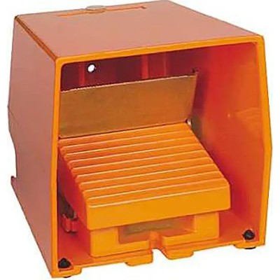 Schneider Electric Industrial Duty Momentary On-Off Foot Switch 2 NO/2 NC Metal 3A 240 V AC Contact XPER511