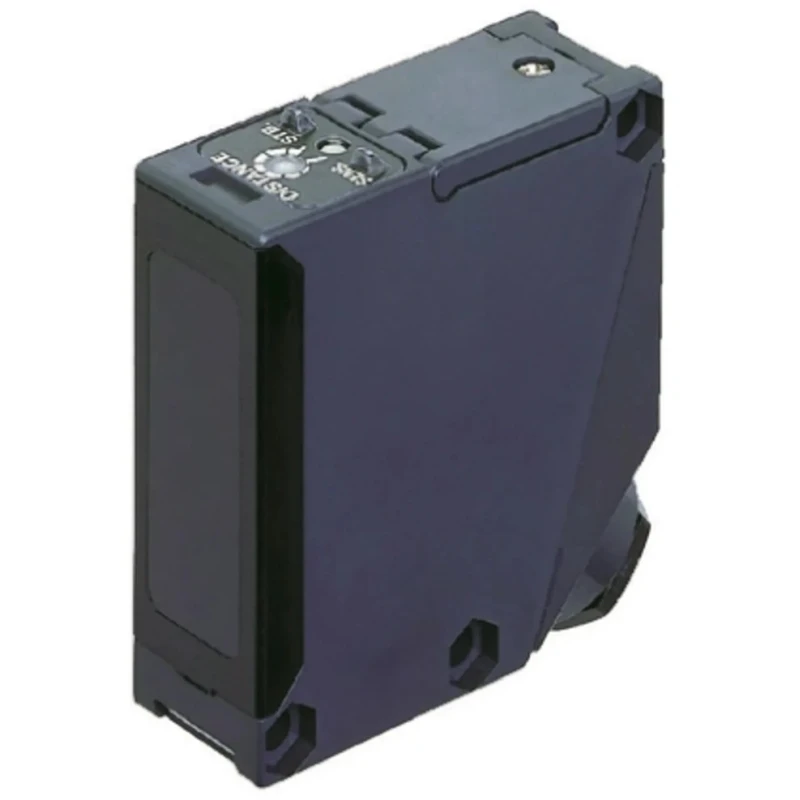 Panasonic Diffuse Photoelectric Sensor Block Style, 100 mm to 1 m Detection Range, PNP Output, IP67, EQ-512