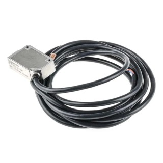 Omron Retroreflective Photoelectric Sensor, Block Style, Detection Range 100 mm to 4 m, PNP Output, IP69K Rated E3ZM-R81 2M