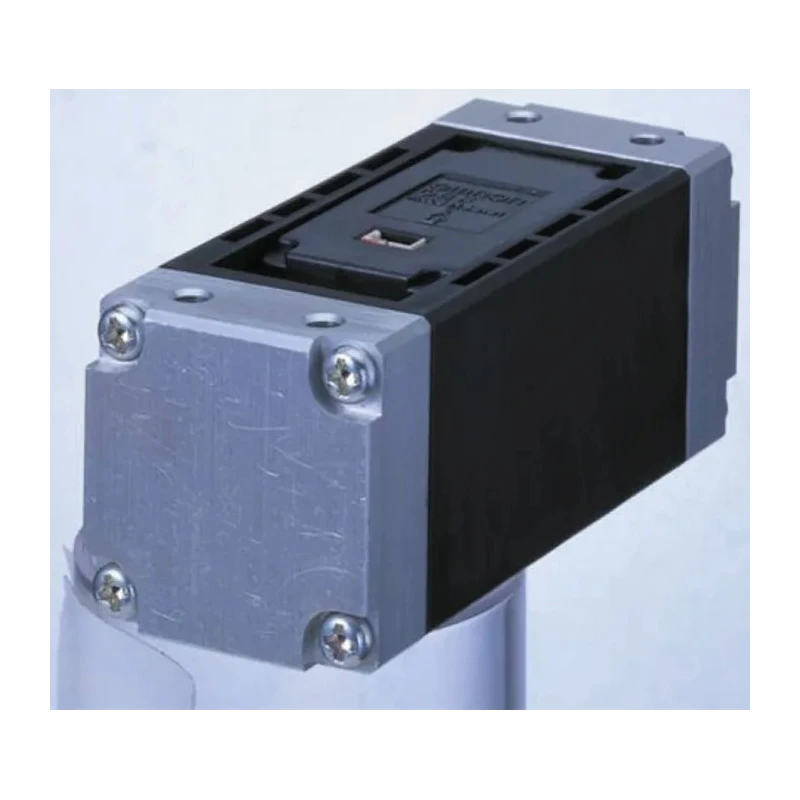 Omron Compact Mass Flow Controller 10L/min with Analogue Output 26.4V DC D6F-10A5-000