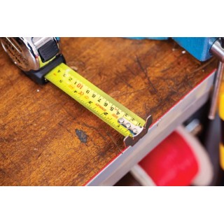 Stanley FatMax Tape Measure 5 m Length, 32 mm Blade Width, Bi-Material Case, Class II Accuracy 5-33-886