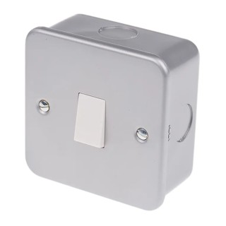 RS PRO Grey 6 A Surface Mount Metalclad Steel 2 Way Rocker Light Switch 1 Gang Matt Finish 240V 768-3523