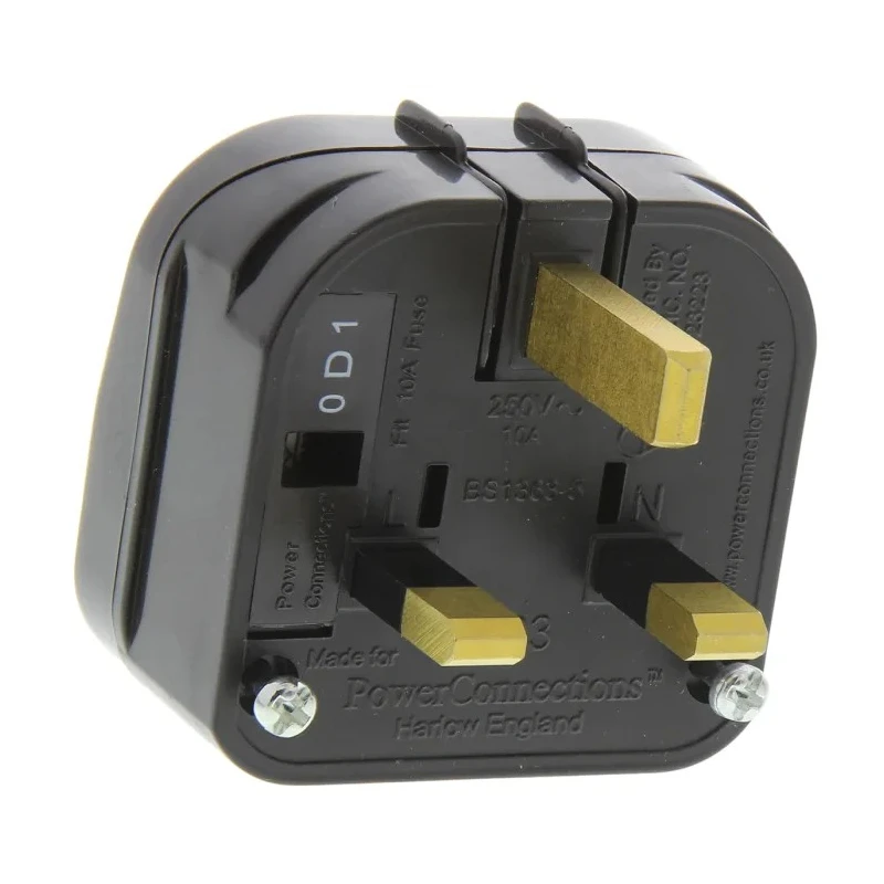 PowerConnections Mains Connector Converter Italy to UK 230V 10A ICP3-BK-R-10A