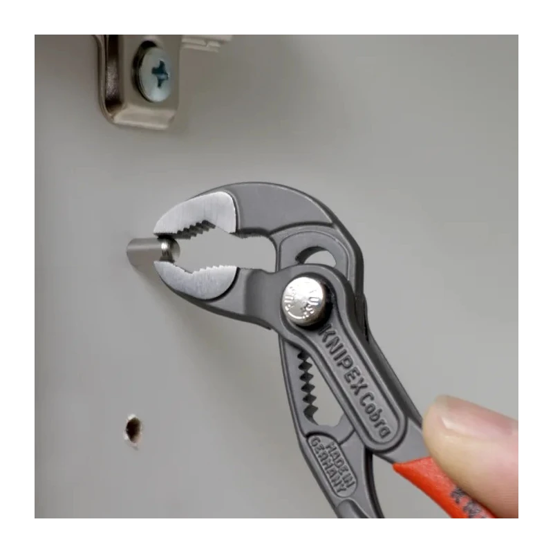 Knipex Cobra® 1-Piece Water Pump Plier, 125mm Overall Length, 27mm Jaw Opening, 13 Positions 87 01 125