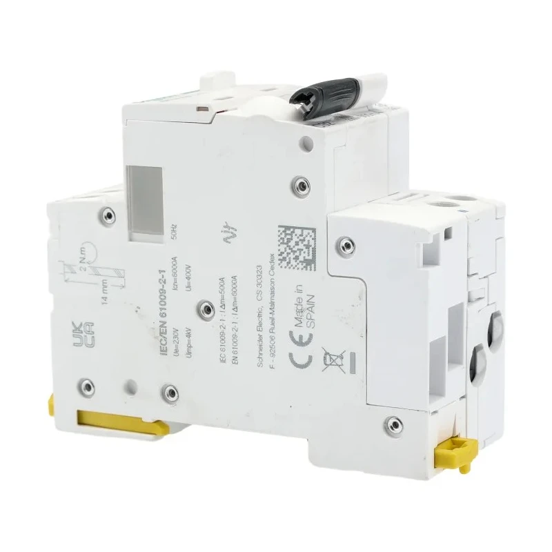 Schneider Electric Residual Current Circuit Breaker 32A, 1-Pole, 300 mA Sensitivity, Type C, 6000 A Breaking A9D42632