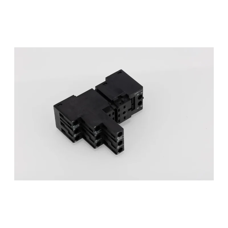 Finder 11 Way 250V AC DIN Rail Relay Socket with Screw Terminal for 55.33 Series 94.030SMA