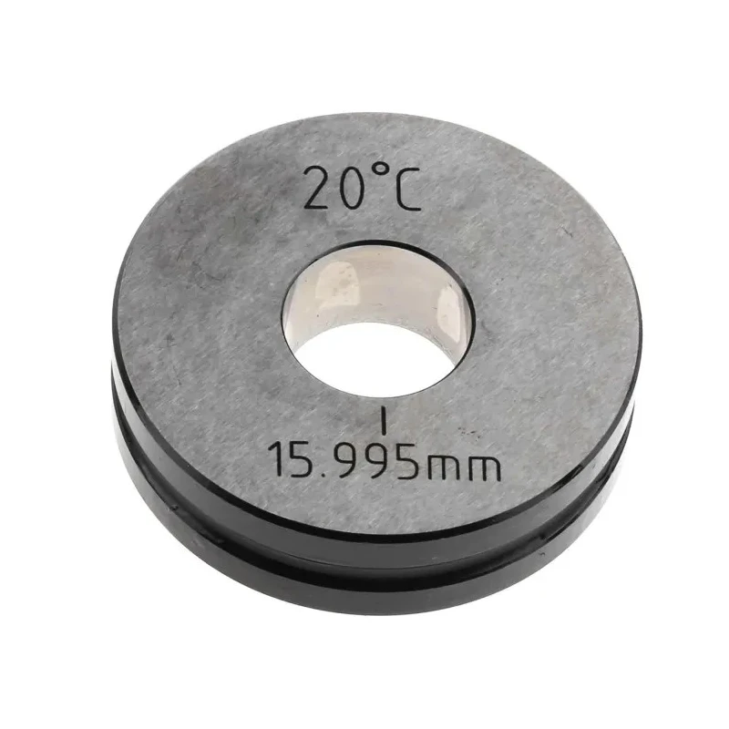 RS PRO Metric Internal Micrometre 12 mm to 20 mm Measurement Range ±0.004 mm Accuracy 0.001 mm Resolution 667-3938