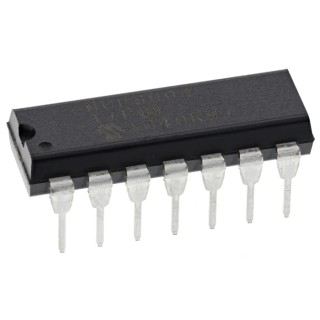 Microchip 4 Channel 10 Bit Analogue to Digital Converter 200 ksps, 14-Pin PDIP MCP3004-I/P