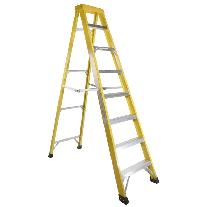 RS PRO Fibreglass Step Ladder 8 Rungs, 2.1m Platform Height, Aluminium Rungs, Fibreglass Stiles, Load Capacity 150kg 553-826
