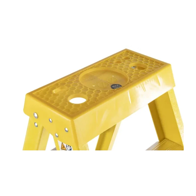 RS PRO Fibreglass Step Ladder 8 Rungs, 2.1m Platform Height, Aluminium Rungs, Fibreglass Stiles, Load Capacity 150kg 553-826