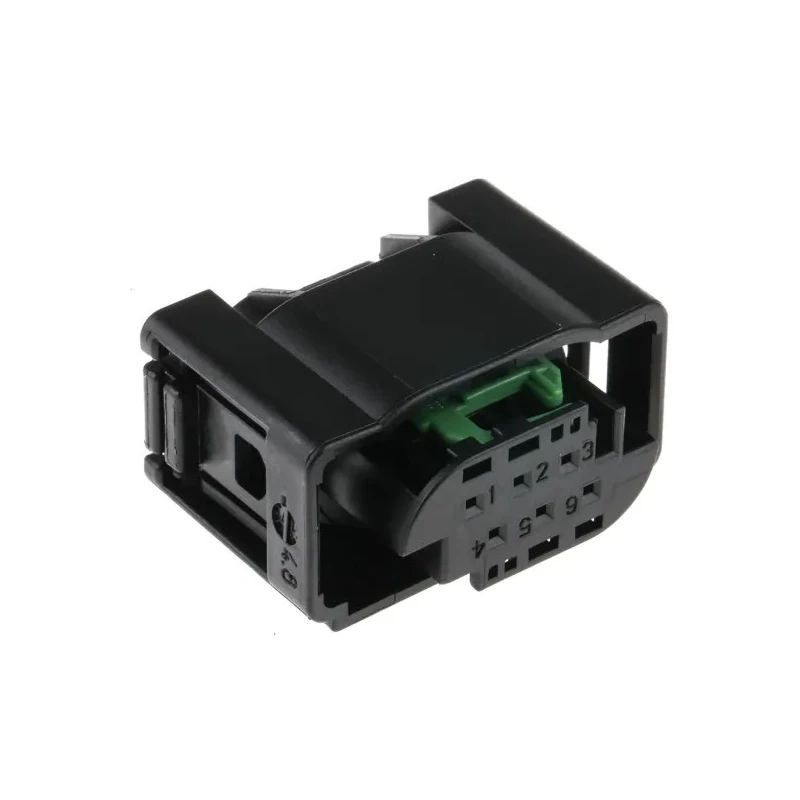 TE Connectivity Micro Quadlok System Automotive Connector Female Black Cable 6 Way Crimp Termination 1-967616-1