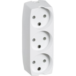 LK 3 Socket Type K Trailing Socket 16A 250V 210A1604