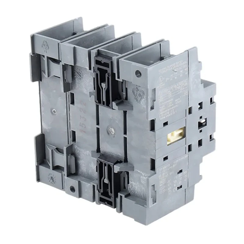 ABB 4-Pole Base Isolator Switch 3-Phase 100A 560kW IP20 OT100F4N2 1SCA105018R1001