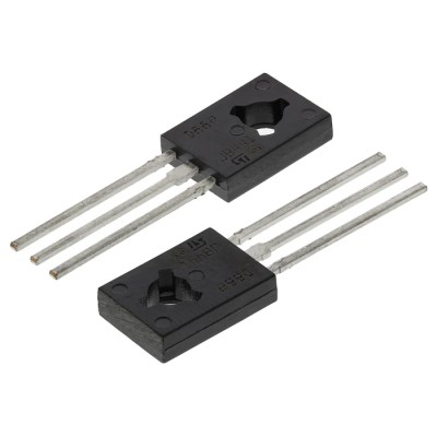 STMicroelectronics NPN Power Transistor 3 A, 30 V, Through Hole, 3-Pin SOT-32 2SD882