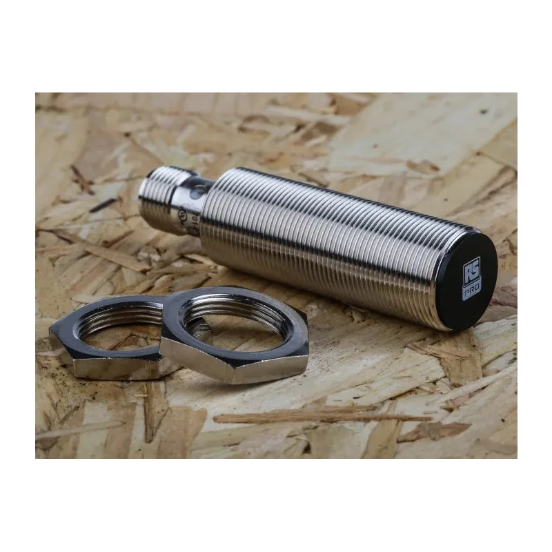 RS PRO Threaded Barrel Inductive Proximity Sensor M18 x 1 PNP 30V DC 5 mm Detection 200mA Output 701-8244
