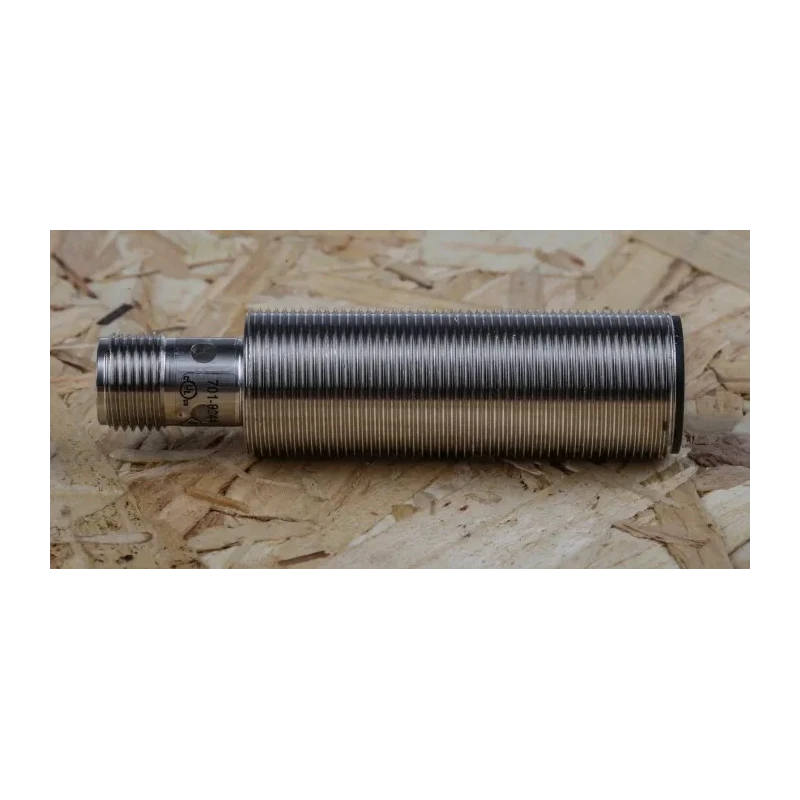 RS PRO Threaded Barrel Inductive Proximity Sensor M18 x 1 PNP 30V DC 5 mm Detection 200mA Output 701-8244