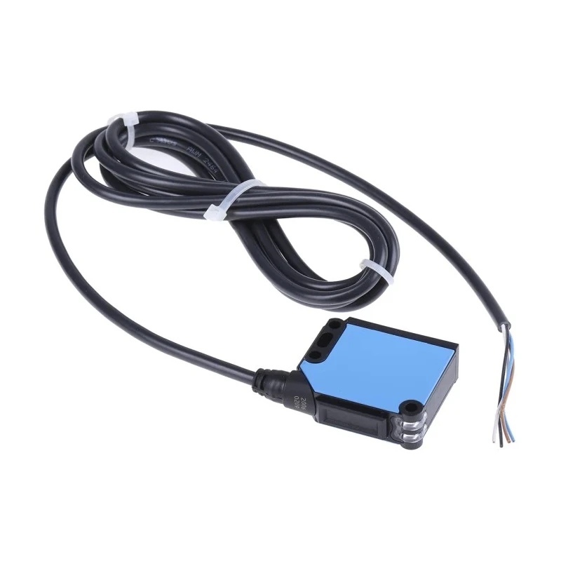 RS PRO Retroreflective Photoelectric Sensor Block Type 150 mm to 7 m Detection Range PNP Output IP67 729-5151