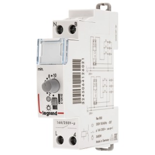 Legrand Digital DIN Rail Time Switch 230V ac 4 126 02