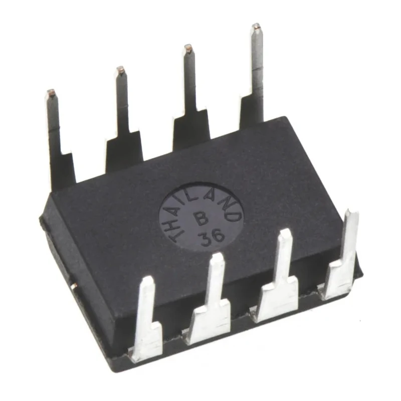 Microchip 12 Bit Digital-to-Analogue Converter Resistor String Architecture Microwire SPI Interface 8-Pin PDIP MCP4921-E/P