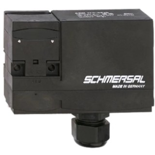 Schmersal Solenoid Interlock Switch 230V AC Power to Lock Plastic Housing IP67 AZM 170-11ZRKA 230 VAC