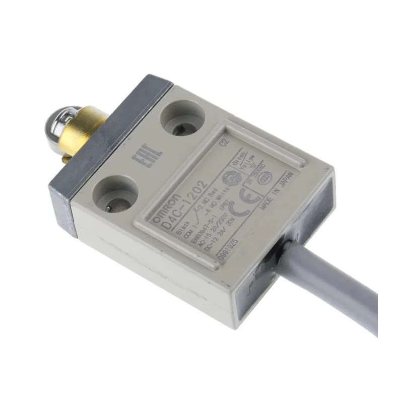 Omron Roller Plunger Limit Switch 1 NO/1 NC, Metal Housing, IP67, 250V AC, 