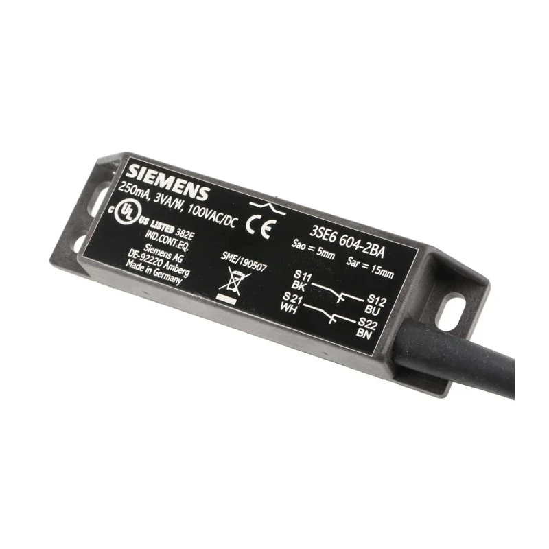 Siemens Magnetic Non-Contact Safety Switch Plastic Housing 100V DC 4 Safety Contacts 3SE6604-2BA
