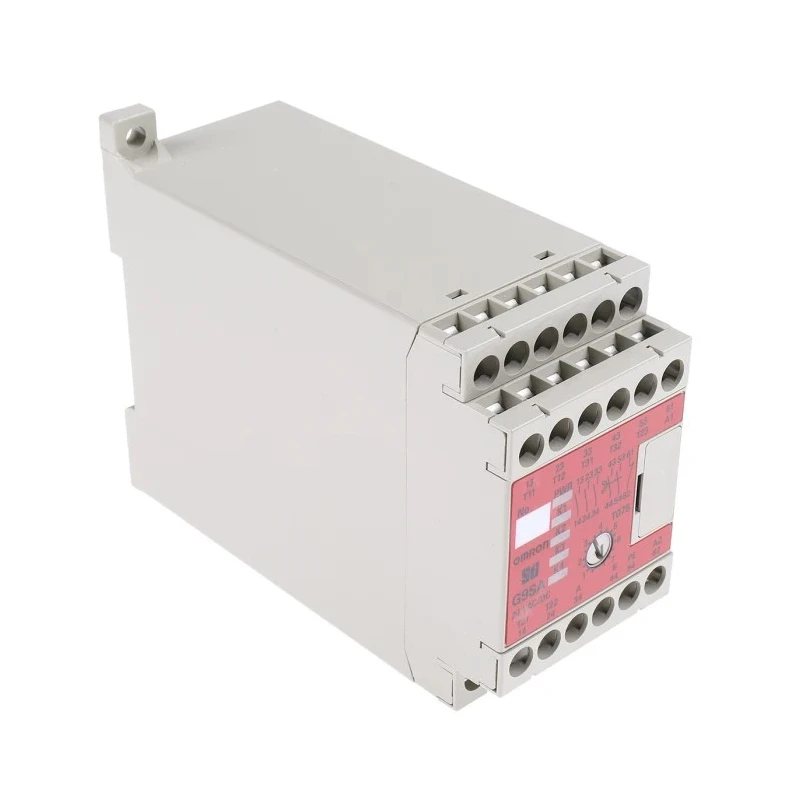Omron Safety Relay 24V AC/DC 3 Safety Contacts 1 Auxiliary Contact Surface Mount G9SA