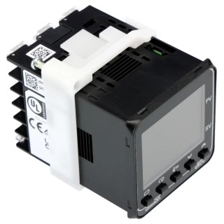 Omron Panel Mount PID Temperature Controller 2 Input, 3 Output Relay 240V AC E5CC