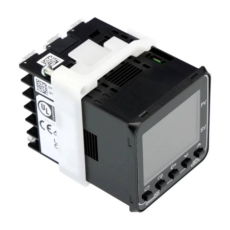 Omron Panel Mount PID Temperature Controller 2 Input, 3 Output Relay 240V AC E5CC