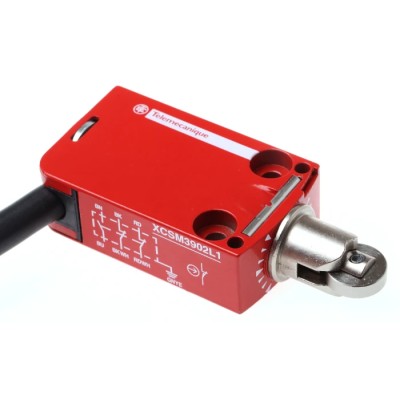 Telemecanique Sensors Roller Plunger Safety Limit Switch 1 NO/2 NC IP66 IP67 IP68 Metal Housing 240V XCSM3902L1