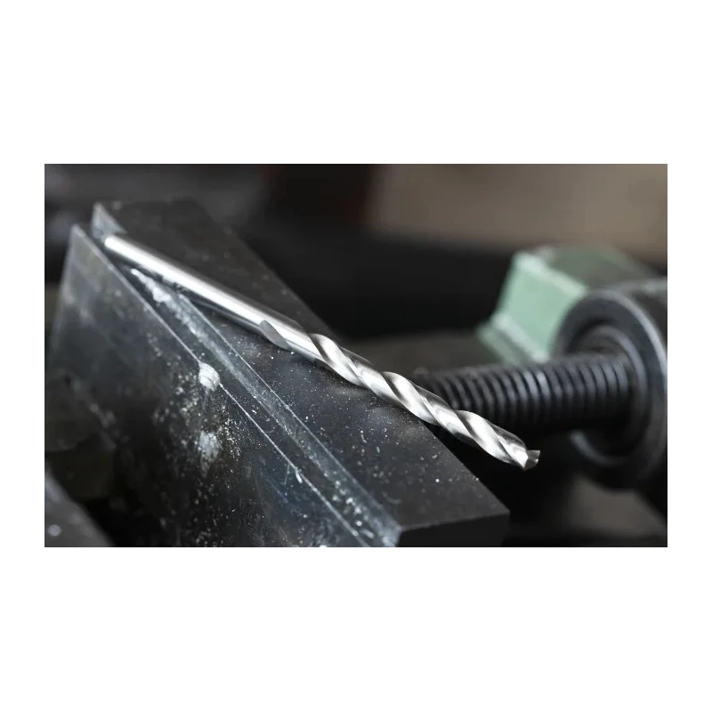 Bosch High-Speed Steel Drill Bit, 5mm Diameter, 86mm Overall Length, Cylindrical Shank, Right-Hand Cutting 2608595062