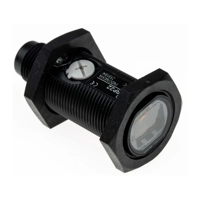 Omron Retroreflective Photoelectric Sensor, Barrel Style, 0 to 500 mm Detection Range, PNP Output, IP67 & IP69K E3FA-RP22