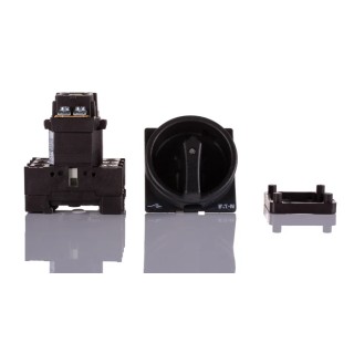 Eaton 3-Pole Rear Isolator Switch IP65, 25A, 7.5 kW, Black Handle, Screw Terminal 