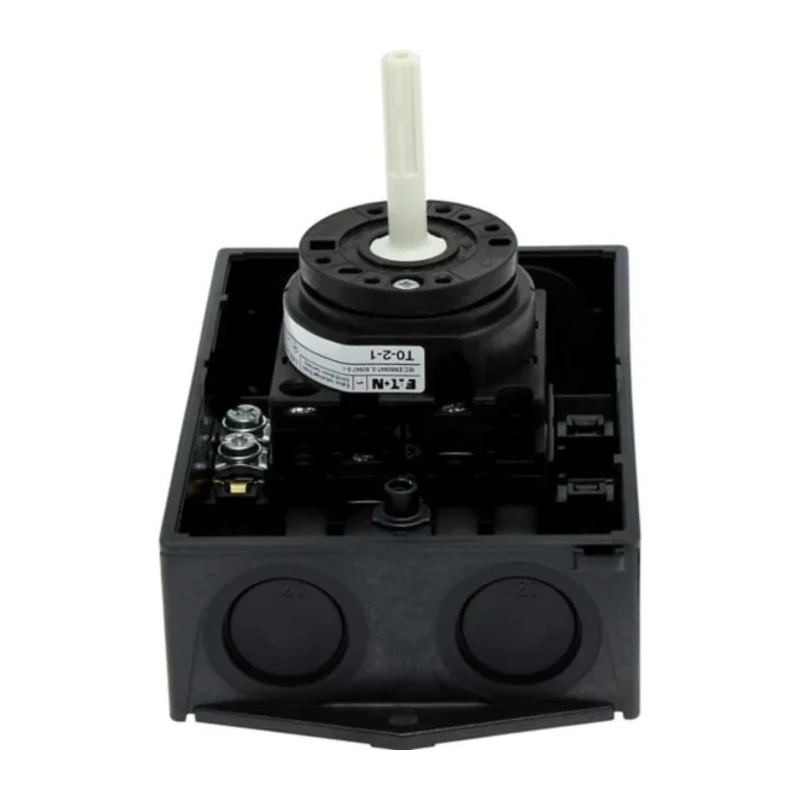Eaton 3-Pole Surface Mount Isolator Switch, IP65, 20A, 5.5 kW, Black Handle, Model 