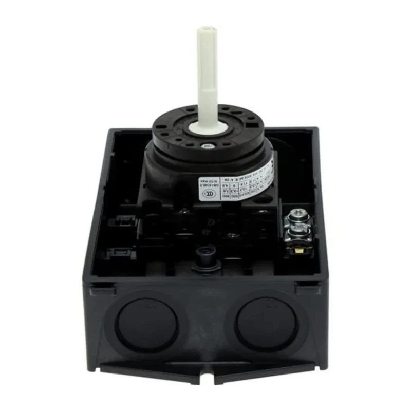 Eaton 3-Pole Surface Mount Isolator Switch, IP65, 20A, 5.5 kW, Black Handle, Model 