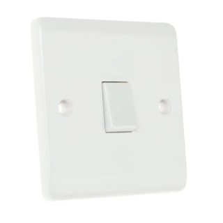 RS PRO White 2 Way Rocker Light Switch 1 Gang 250V 10A Urea Formaldehyde Matt Finish 775-8090