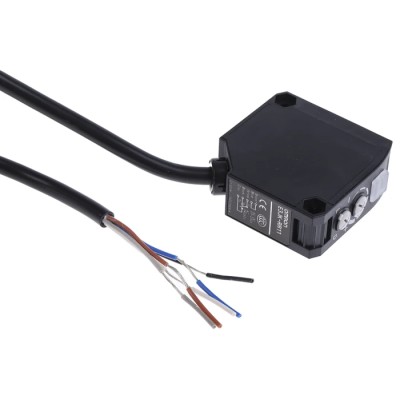 Omron Retroreflective Photoelectric Sensor Block Sensor 7 m Detection Range Relay Output IP64 E3JK-RR11 2M