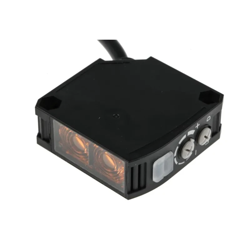 Omron Diffuse Photoelectric Sensor, Block Sensor, Relay Output, 2.5 m Detection Range, IP64, ABS Housing E3JK-DR11 2M