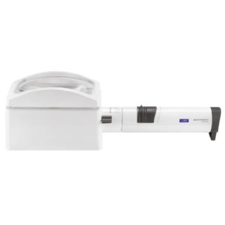 Eschenbach Illuminated Magnifier with LED Light 3x Magnification, 80 mm Diameter, Battery Operated 158064