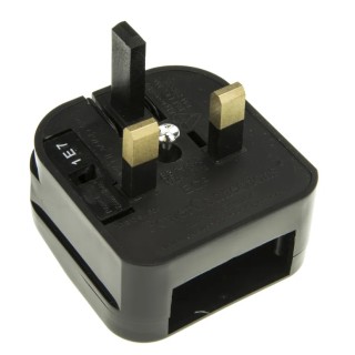 PowerConnections Mains Connector Converter Europe to UK, 3A Current, 600W Load, Model ECP-BNR-3A