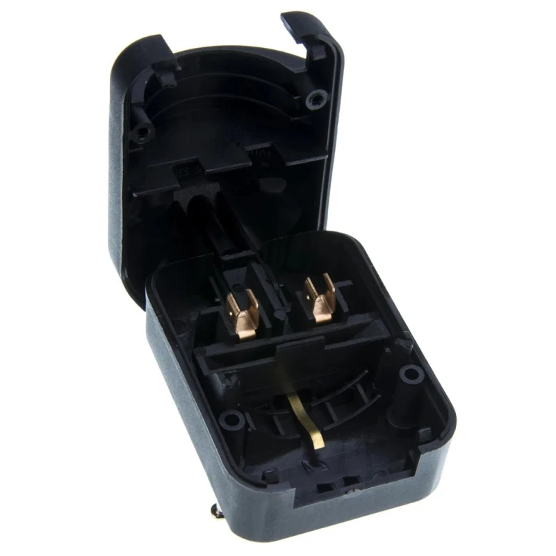 PowerConnections Mains Connector Converter Europe USA, 10A, 250V SAP3-BK