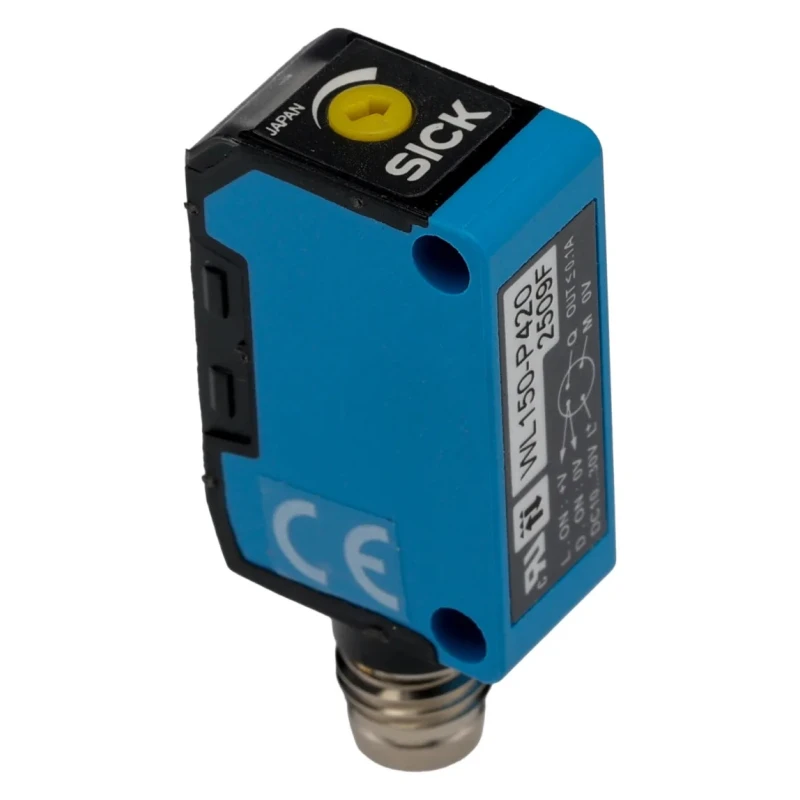 SICK Retroreflective Photoelectric Sensor, Block Style, Detection Range 10 mm to 700 mm, PNP Output, IP67, ABS WL150-P420