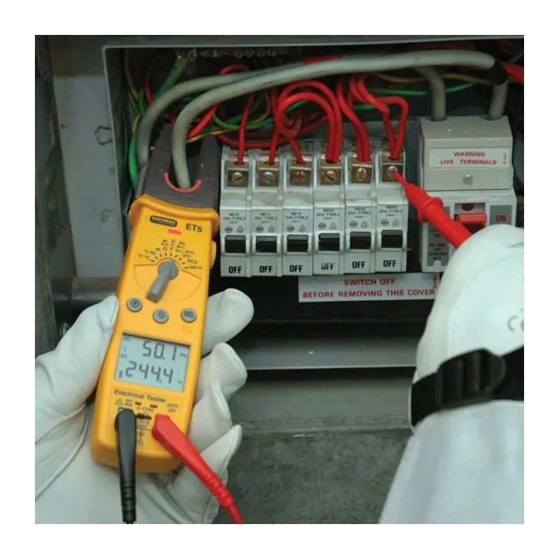 Martindale Multifunction Tester Electrical Test Measurement 0.1mV to 600V AC/DC Voltage 0.1A to 200A AC/DC Current 600V ET5